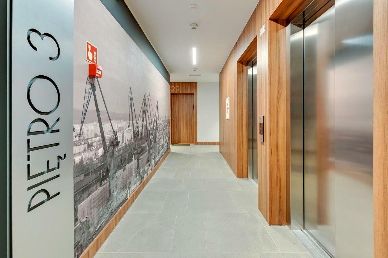 Via Apartments Deluxe Гданьск Экстерьер фото