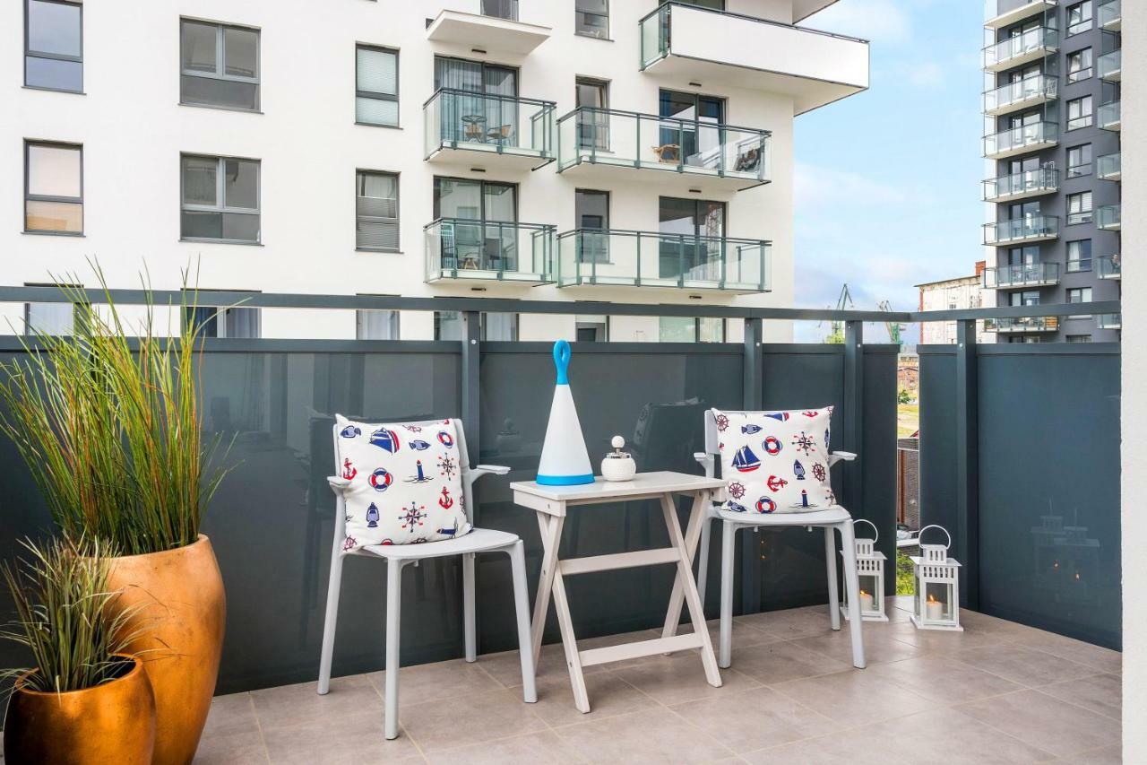 Via Apartments Deluxe Гданьск Экстерьер фото