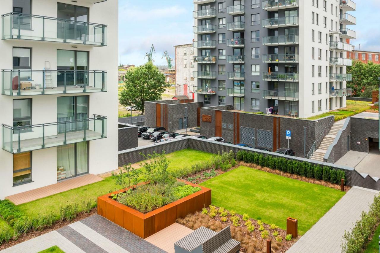 Via Apartments Deluxe Гданьск Экстерьер фото